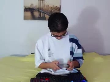 cristian_suarezz from Chaturbate is Freechat