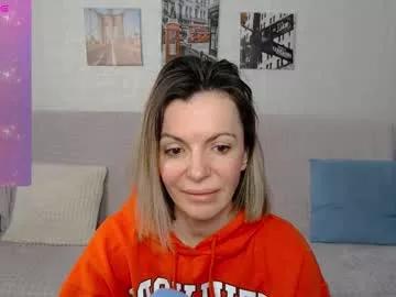 kiramartins_cat from Chaturbate is Freechat