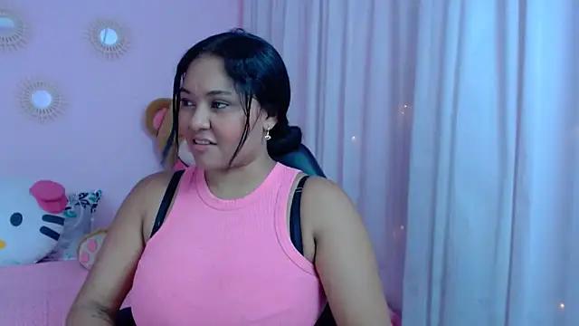 ariel_milk from StripChat is Freechat