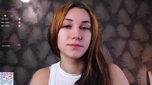 JulianaDarnell from StripChat is Freechat