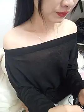 Lovely_kute from StripChat is Freechat