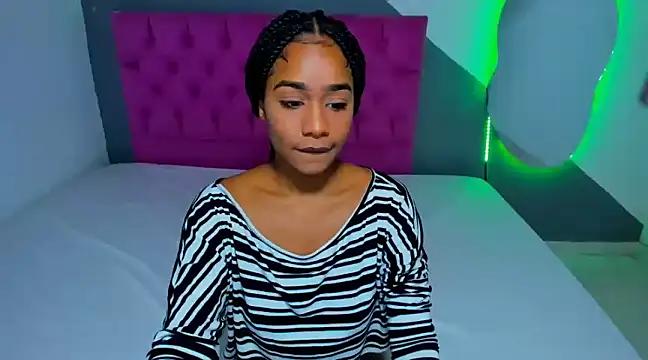 Sofiiaa_evanss from StripChat is Freechat