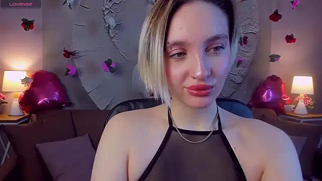 SteshaStone from StripChat is Freechat